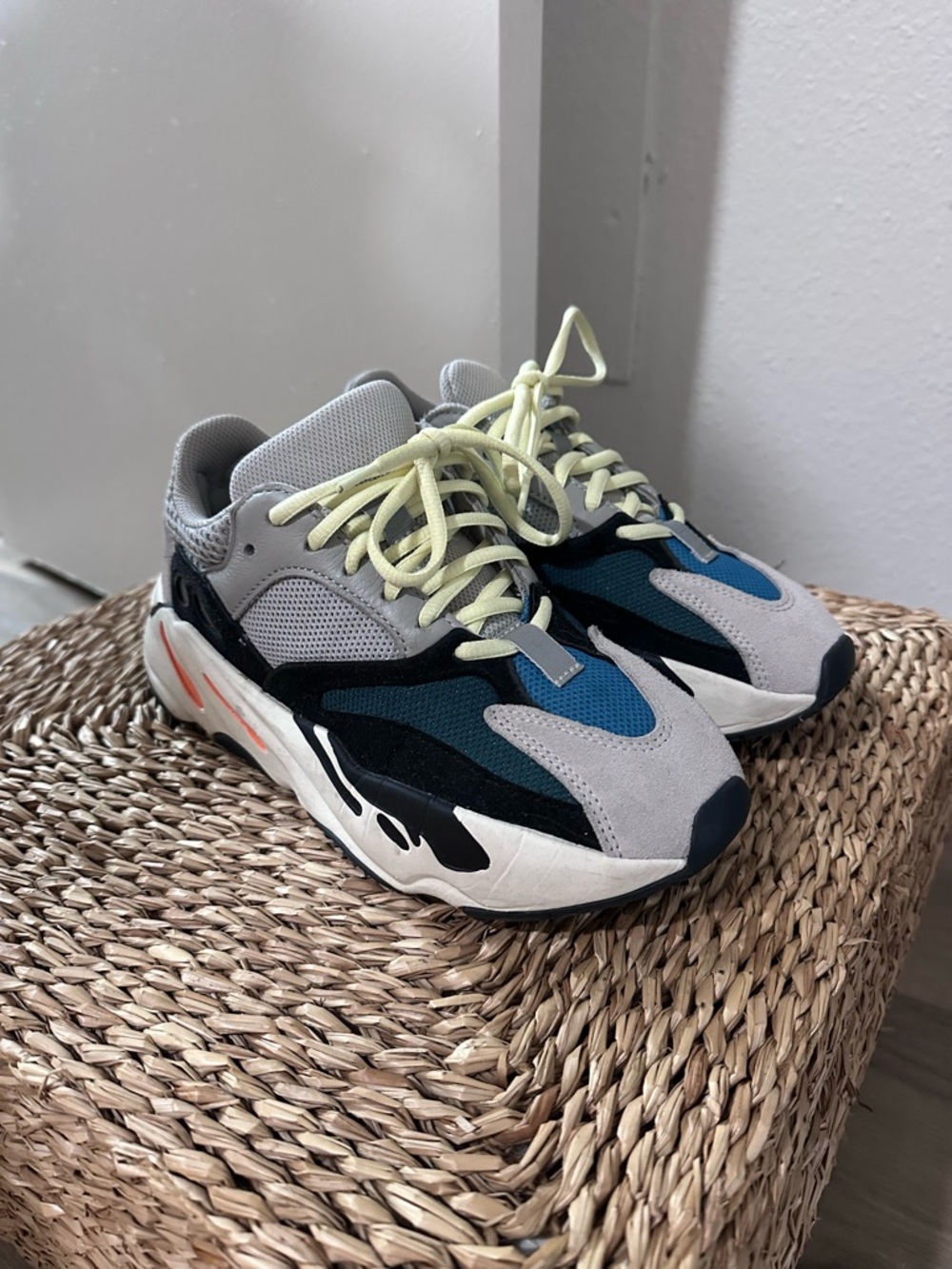 adidas Yeezy Boost 700
Wave Runner